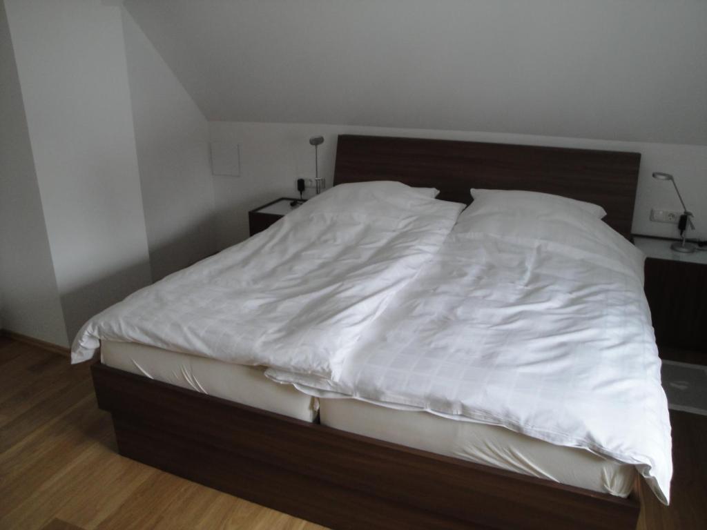 Appartamento Bed & Kitchen Burgau Camera foto